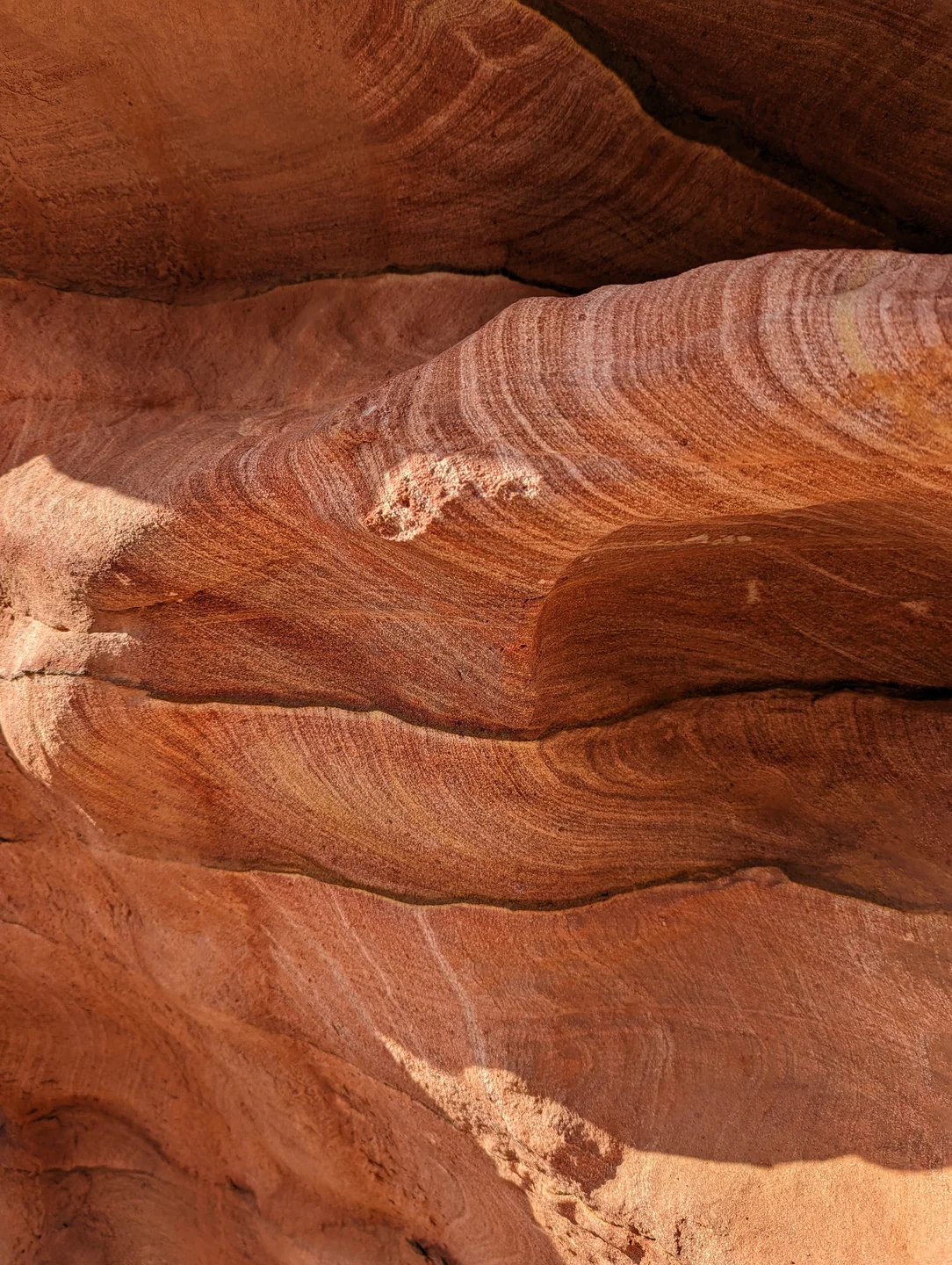 Red sandstone inside Canyon Salama